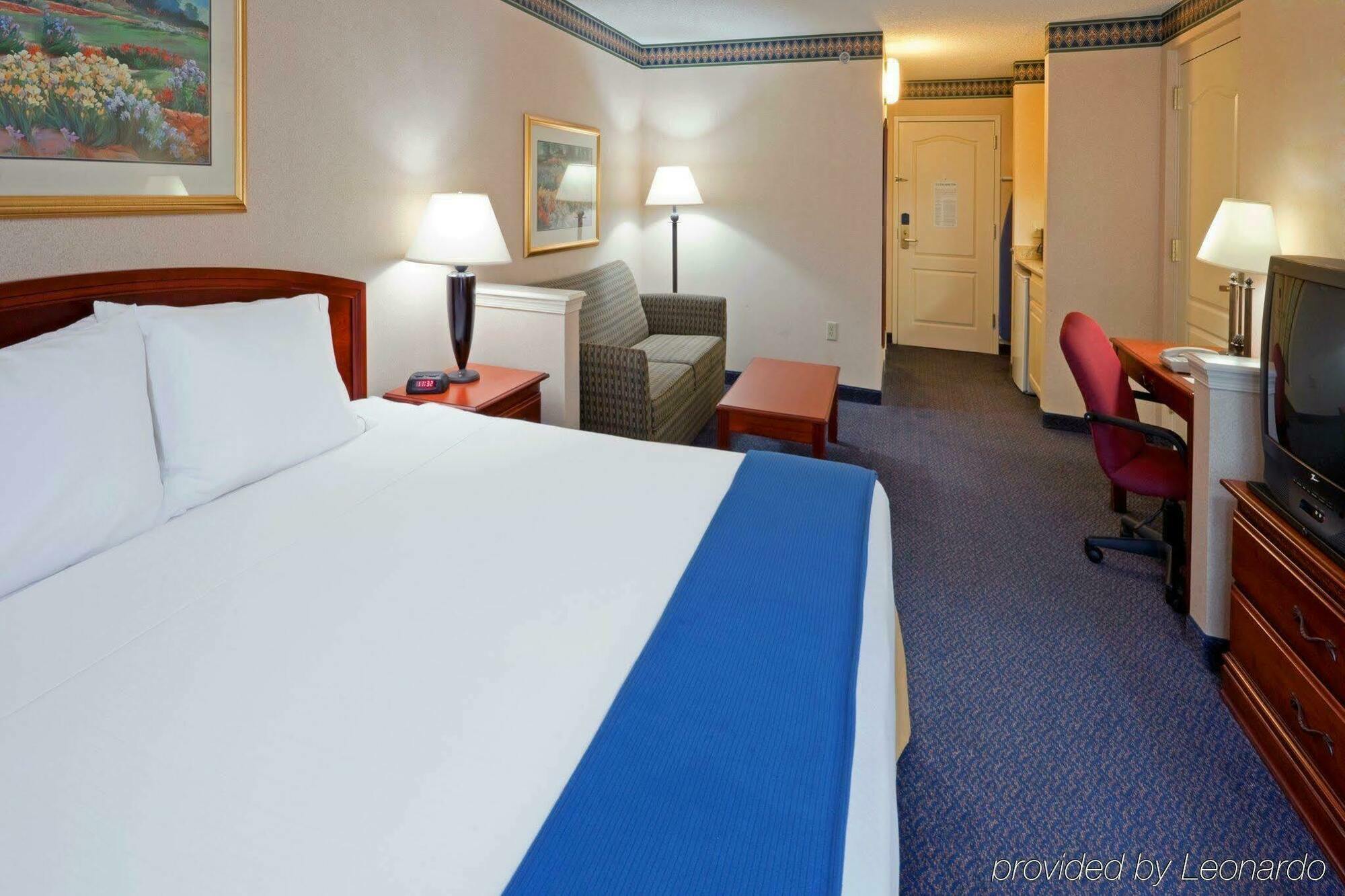 Holiday Inn Express Hotel & Suites Reading, An Ihg Hotel Esterno foto